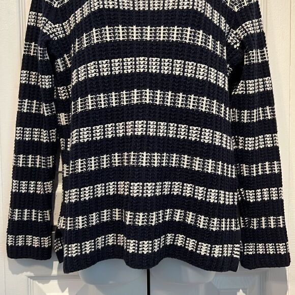 Jones New York Navy Blue&White V Neck Sweater Size M - Picture 3 of 11